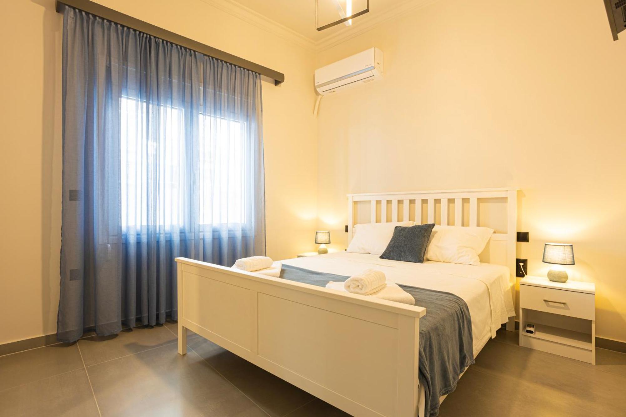 Luxury Apartment By The Sea- Euripus Strait Karababás 外观 照片